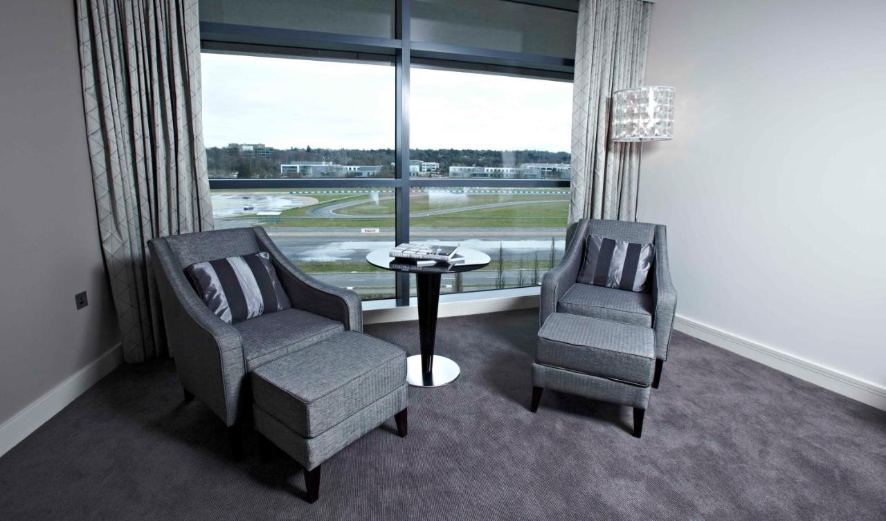 Brooklands Hotel & Spa Вейбридж Экстерьер фото